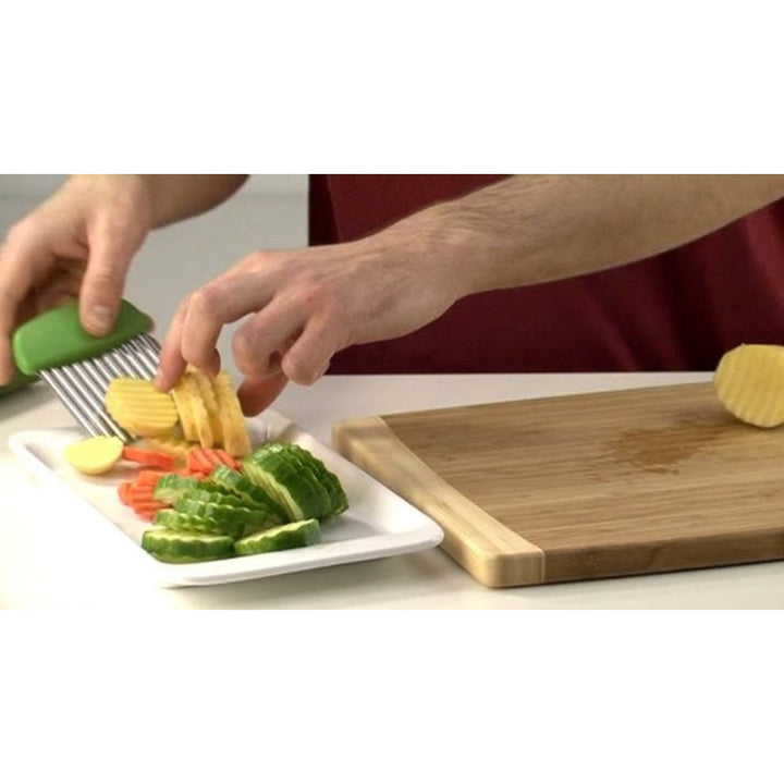 Tescoma Crinkle cutter PRESTO 10 cm - Salman Stores